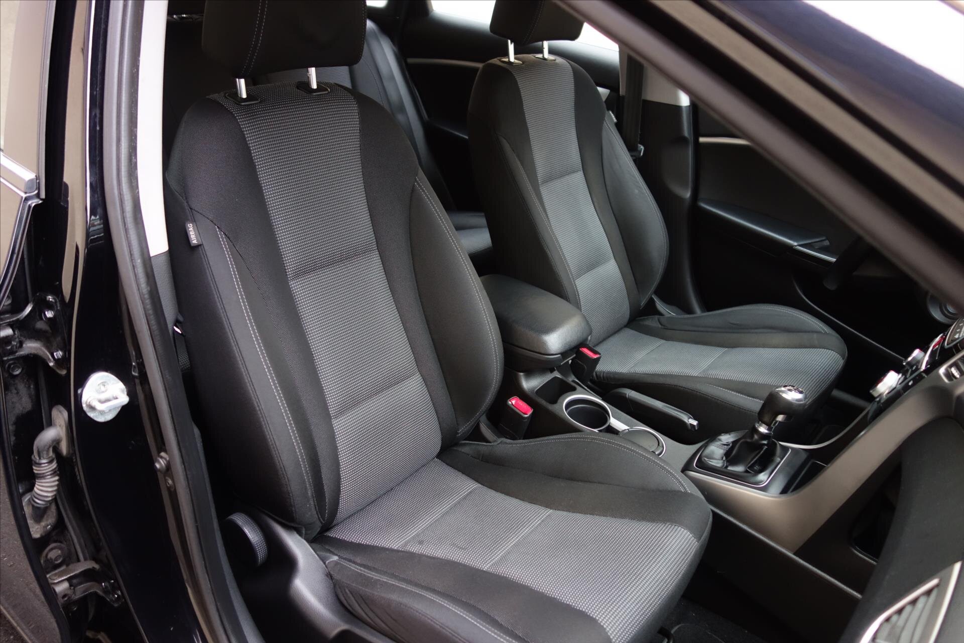 Hyundai i30 Kombi 1,6 l 81 kw