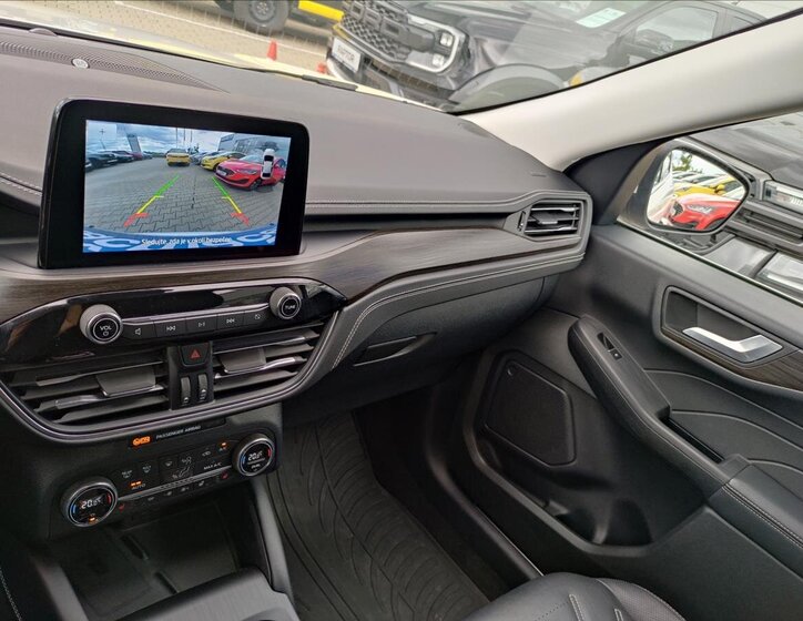 Ford Kuga SUV / Terénní 2,0 l 140 kw