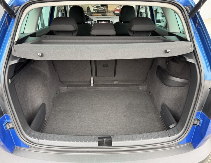 Škoda Karoq SUV / Terénní 1,6 l 85 kw