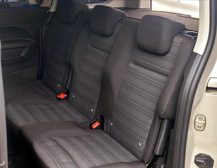 Opel Combo MPV 1,2 l 81 kw