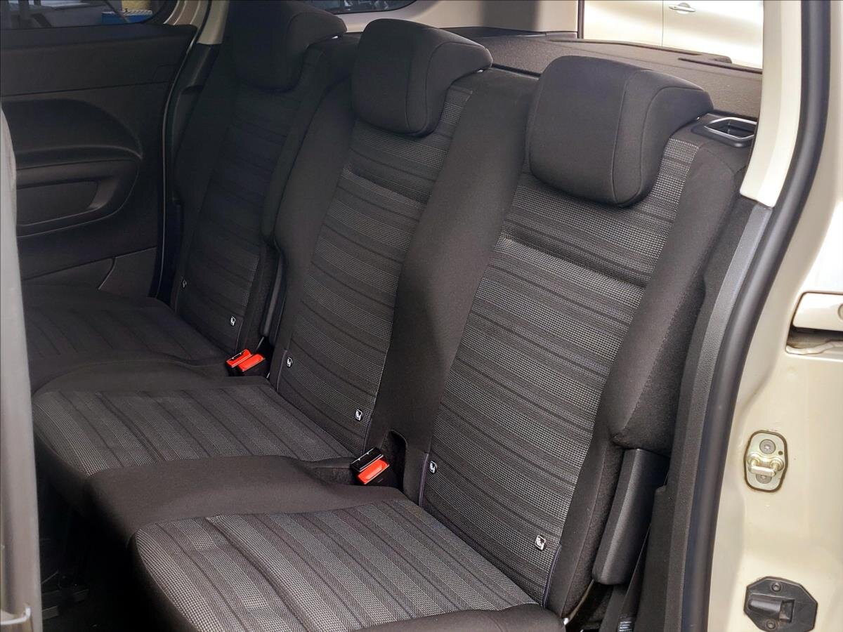 Opel Combo MPV 1,2 l 81 kw