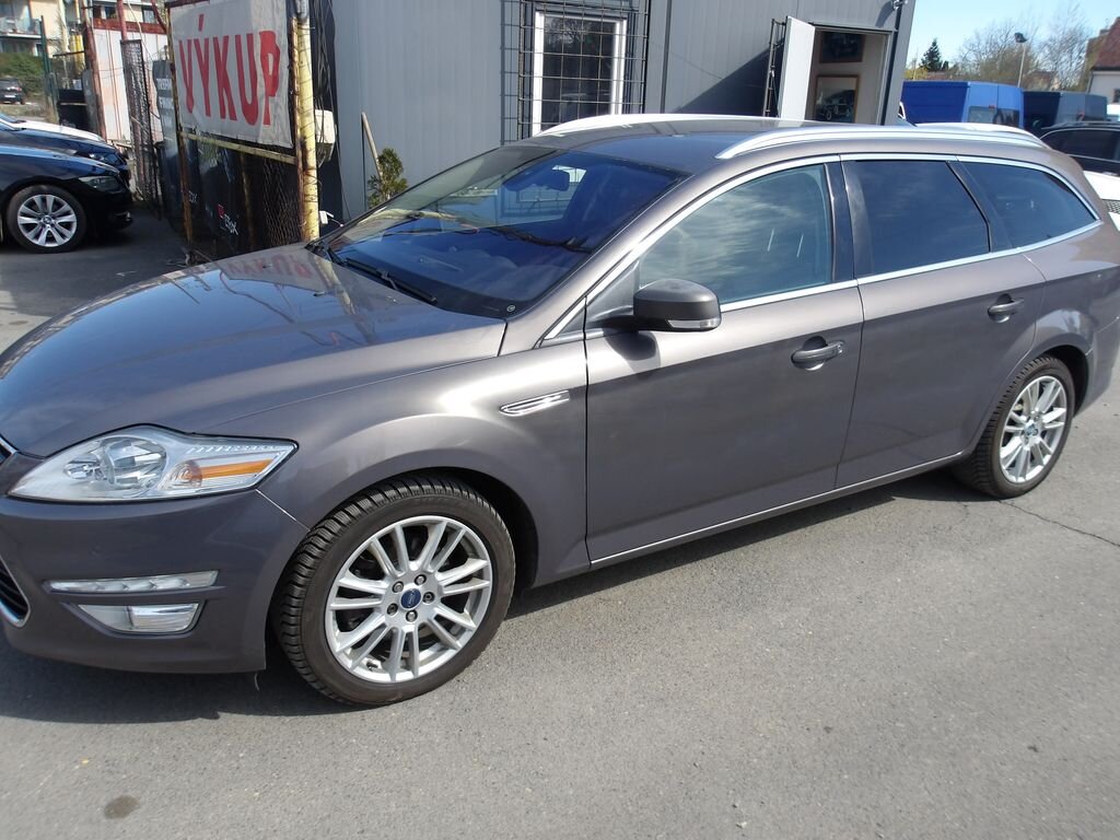 Ford Mondeo Kombi 2,0 l 120 kw