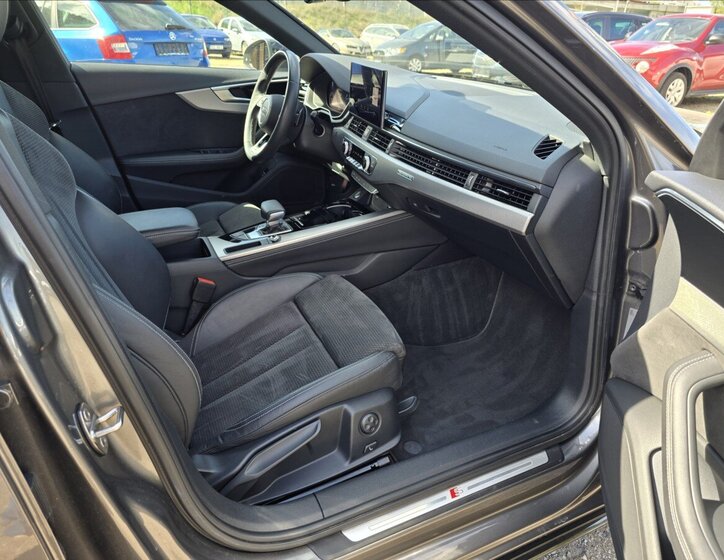 Audi A4 Kombi 2,0 l 140 kw