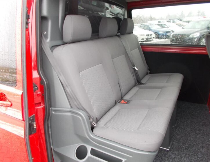 Volkswagen Transporter 18