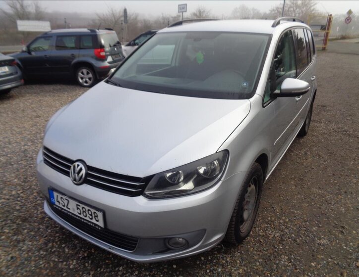 Volkswagen Touran Kombi 1,4 l 110 kw