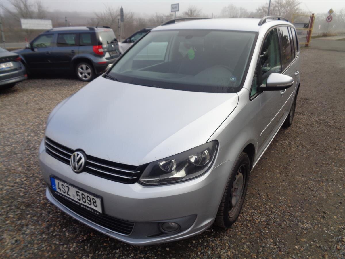 Volkswagen Touran Kombi 1,4 l 110 kw