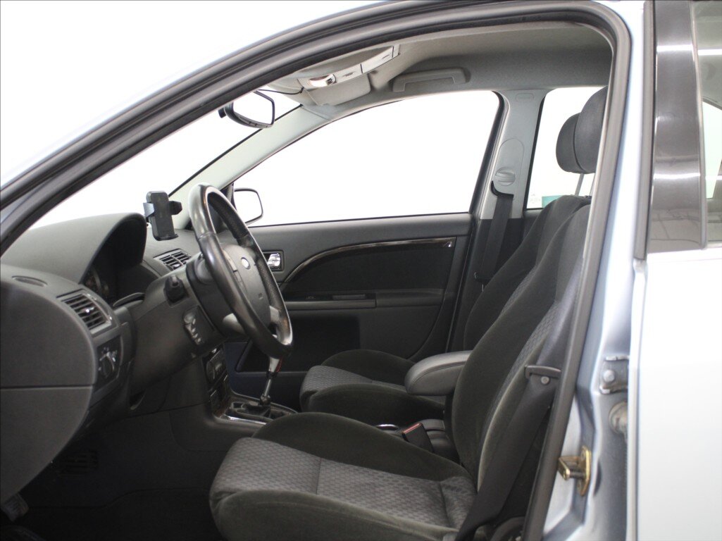 Ford Mondeo Liftback 2,0 l 107 kw