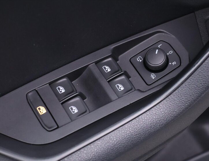 Škoda Karoq SUV 2,0 l 110 kw