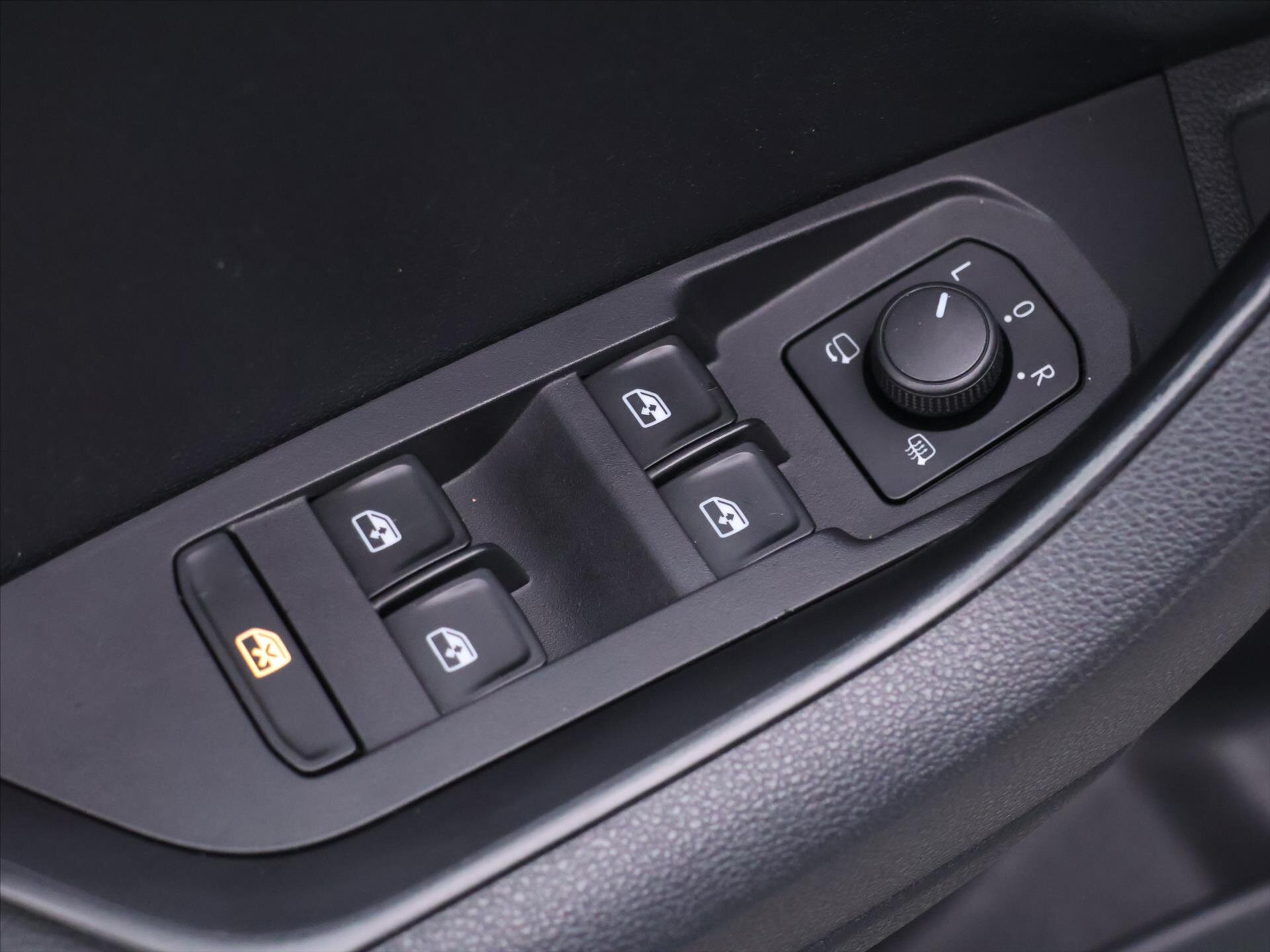 Škoda Karoq SUV 2,0 l 110 kw