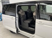 Volkswagen Multivan 26