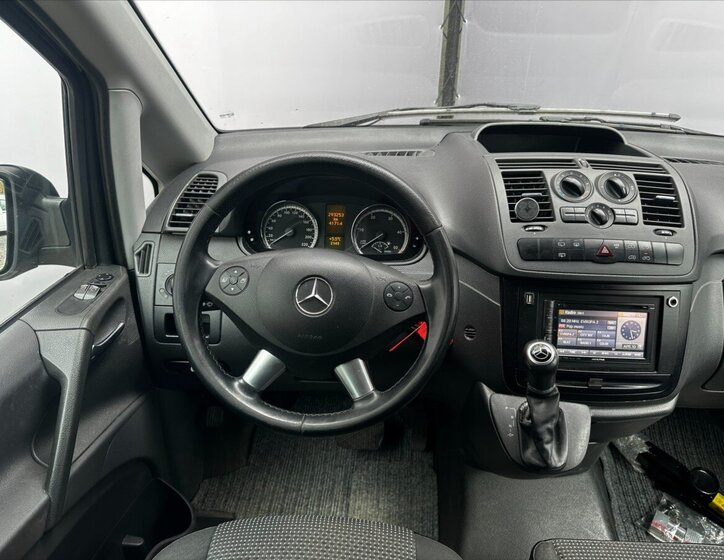 Mercedes-Benz Vito Kombi 2,1 l 120 kw