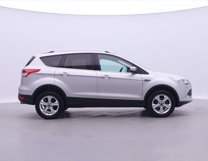 Ford Kuga SUV / Terénní 1,5 l 110 kw