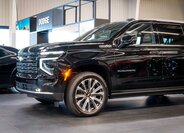 Chevrolet Suburban SUV 6,2 l 313 kw