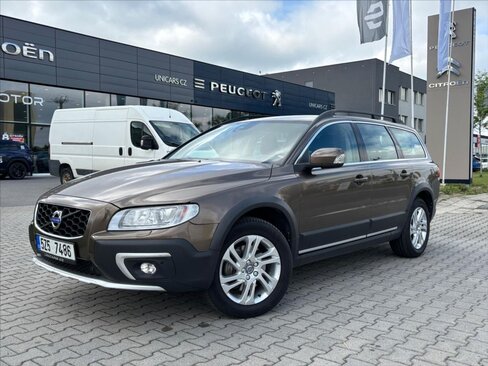 Volvo XC70 Kombi 2,4 l 133 kw