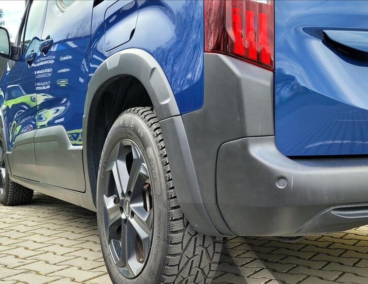 Peugeot Rifter MPV 1,5 l 96 kw