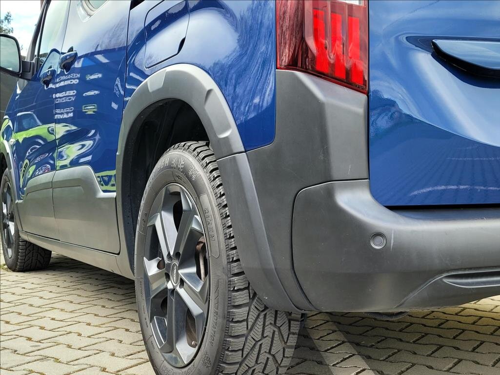 Peugeot Rifter MPV 1,5 l 96 kw