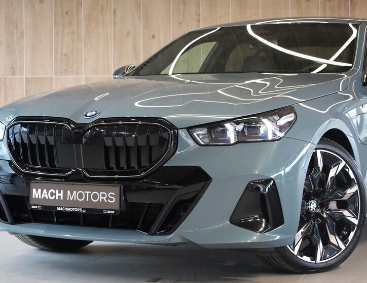 BMW Řada 5 Sedan / Limuzína 3,0 l 360 kw