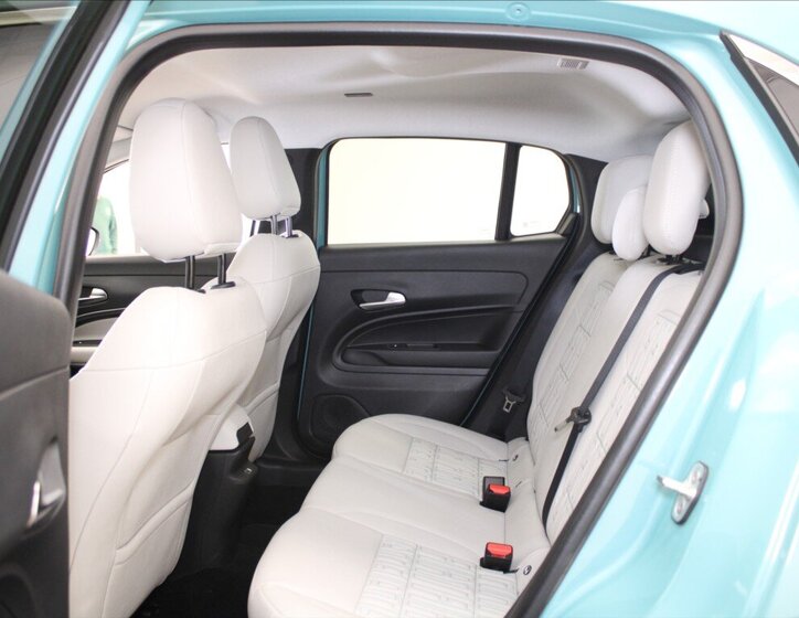 Fiat 600 SUV / Terénní 1,2 l 107 kw