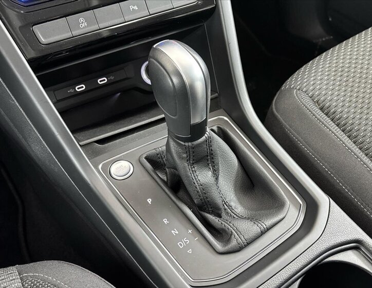 Volkswagen Touran MPV 1,5 l 110 kw
