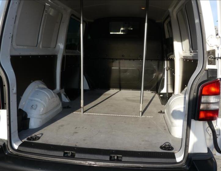 Volkswagen Transporter 9