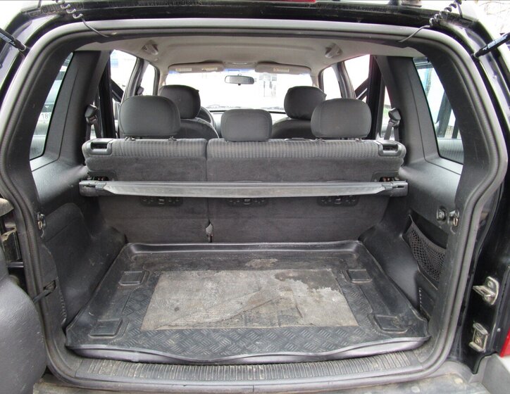 Jeep Cherokee Kombi 2,5 l 105 kw