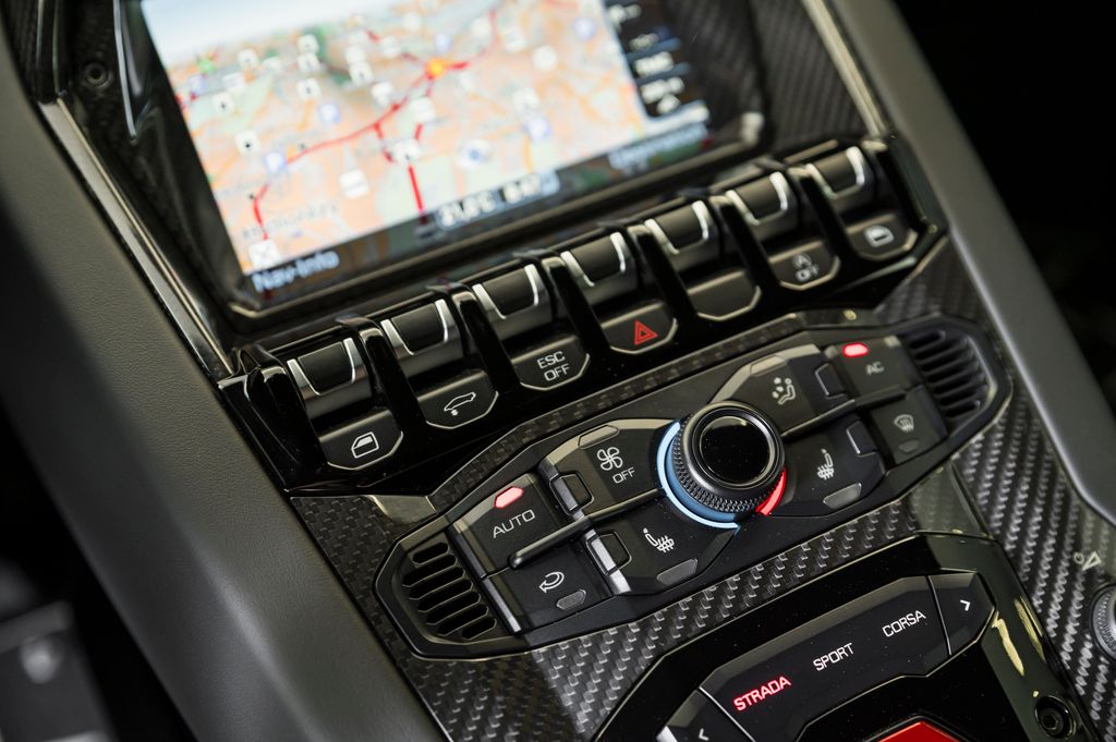 Lamborghini Aventador