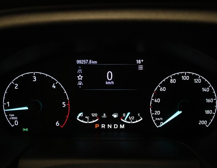 Ford Tourneo Custom MPV 2,0 l 136 kw