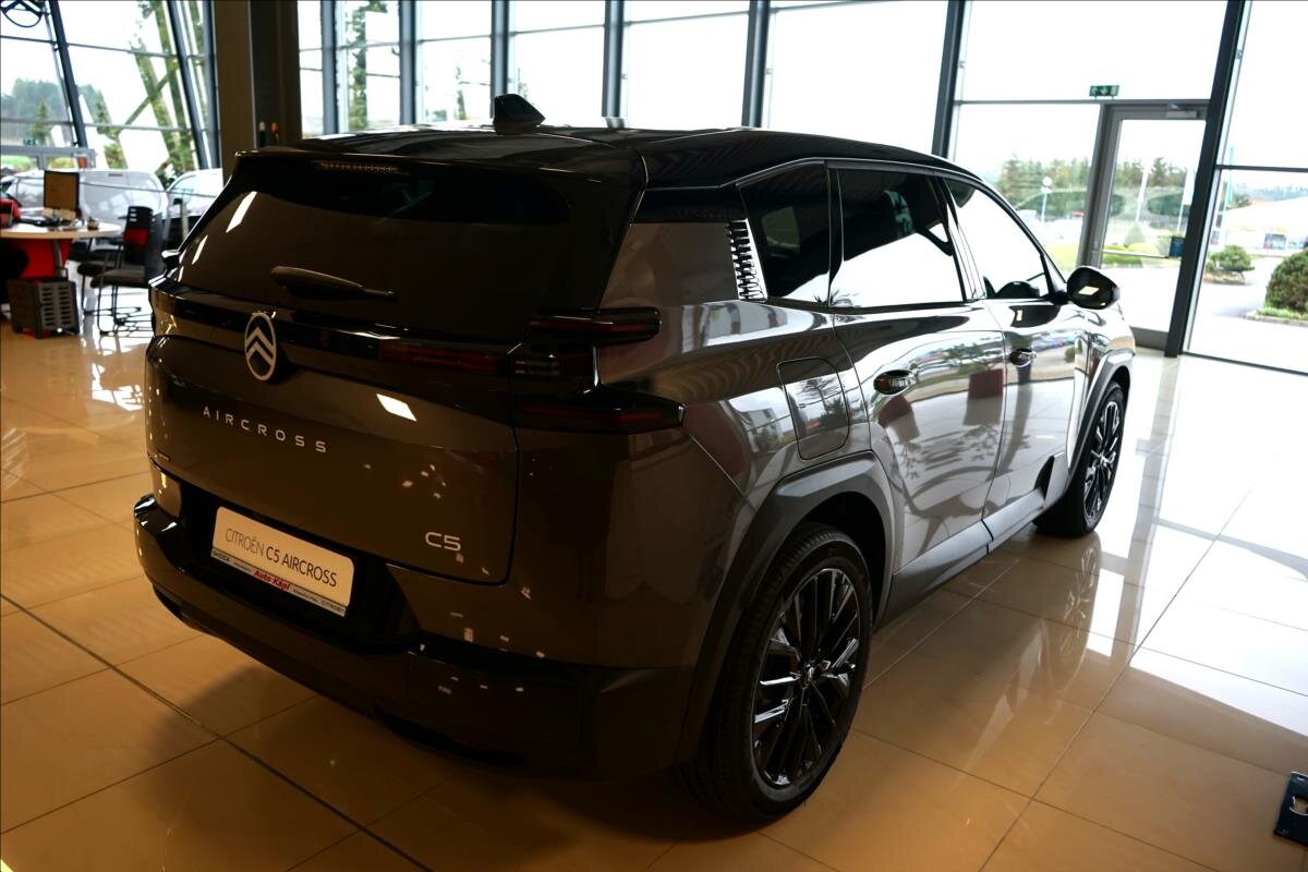 Citroën C5 Aircross SUV / Terénní 1,6 l 143 kw