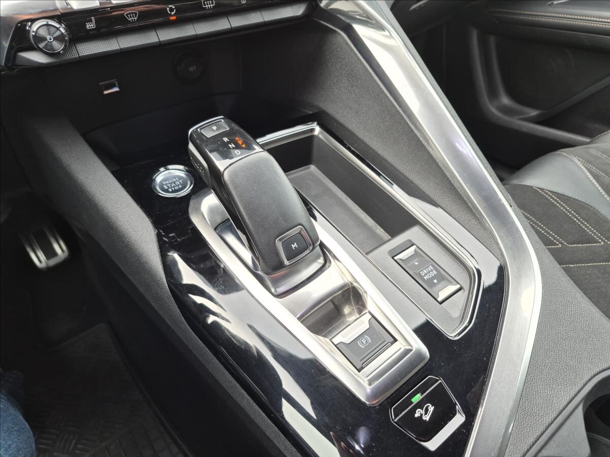 Peugeot 5008 MPV 1,6 l 133 kw