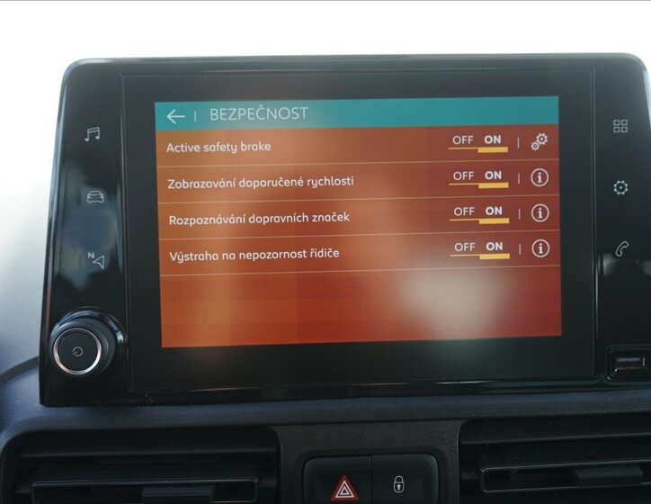 Citroën Berlingo MPV 1,5 l 96 kw