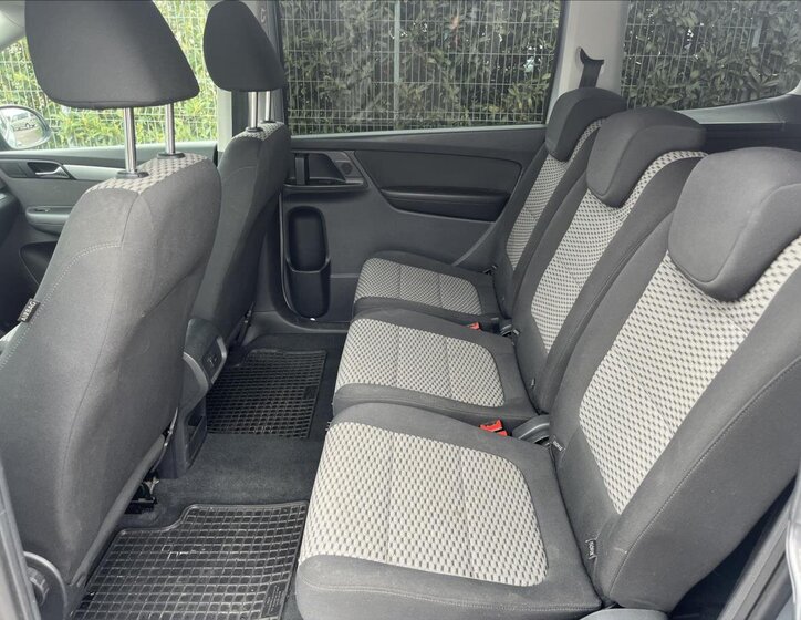 Volkswagen Sharan MPV 2,0 l 130 kw