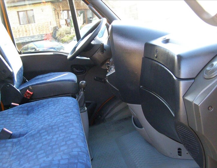 Iveco Daily Valník 2,8 l 107 kw