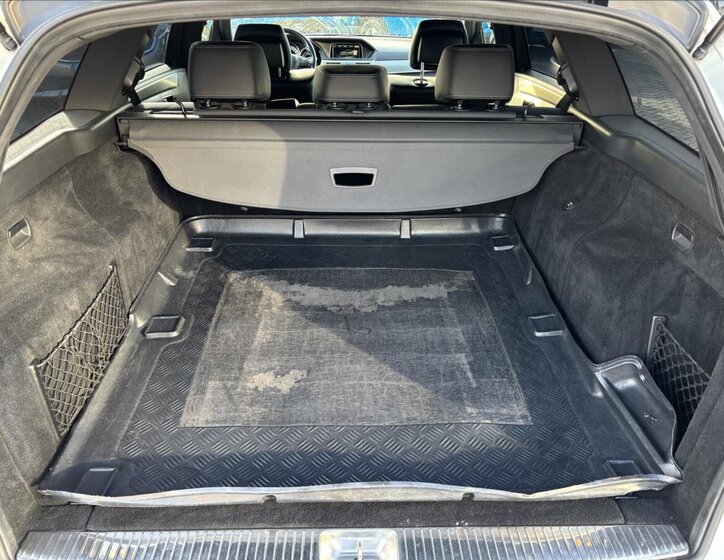 Mercedes-Benz Třídy E Kombi 2,1 l 125 kw