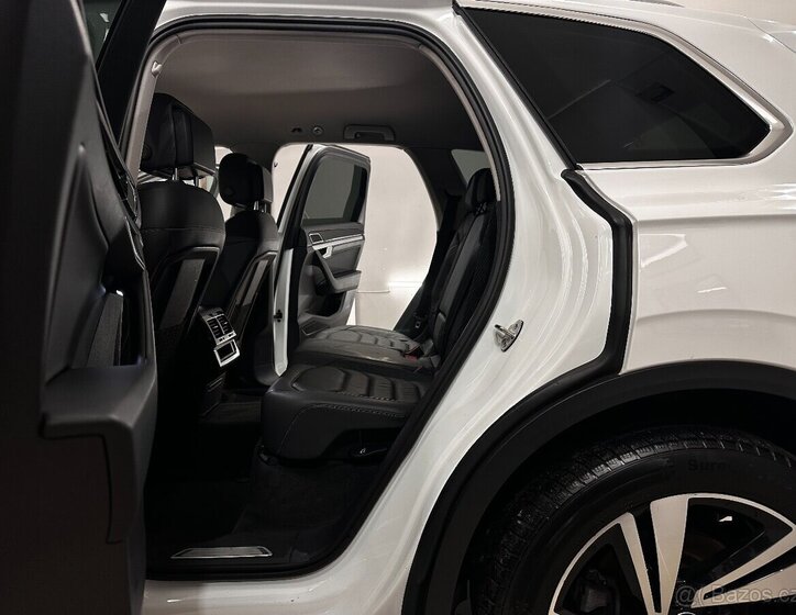 Volkswagen Touareg SUV 3,0 l 210 kw