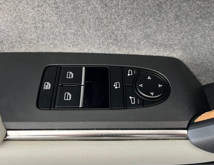 Mazda MX-30 SUV / Terénní 0,0 107 kw