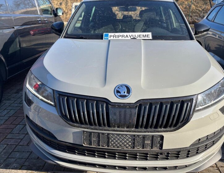 Škoda Karoq SUV / Terénní 1,5 l 110 kw