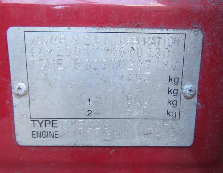 Suzuki Splash Hatchback 996,0 48 kw