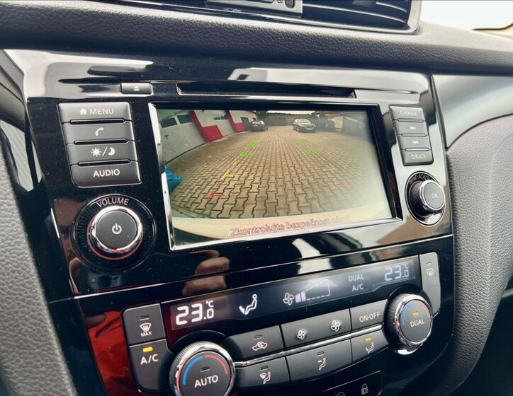 Nissan Qashqai SUV / Terénní 1,5 l 85 kw