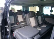 Ford Tourneo Custom 13