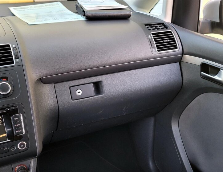 Volkswagen Touran 28