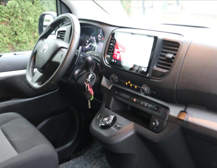 Toyota ProAce Verso 30