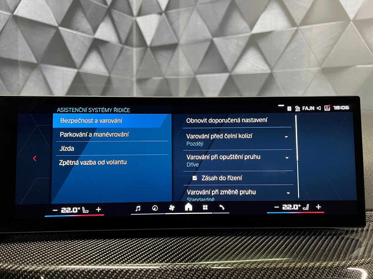 BMW M3 Sedan / Limuzína 3,0 l 390 kw