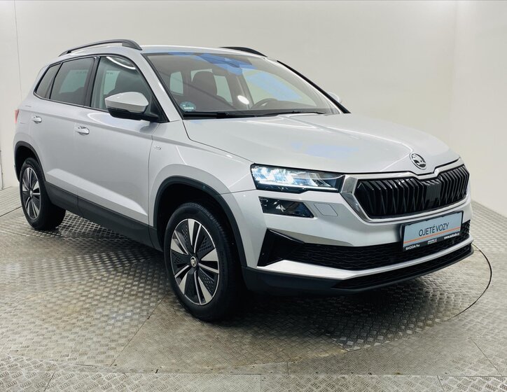 Škoda Karoq SUV / Terénní 1,5 l 110 kw