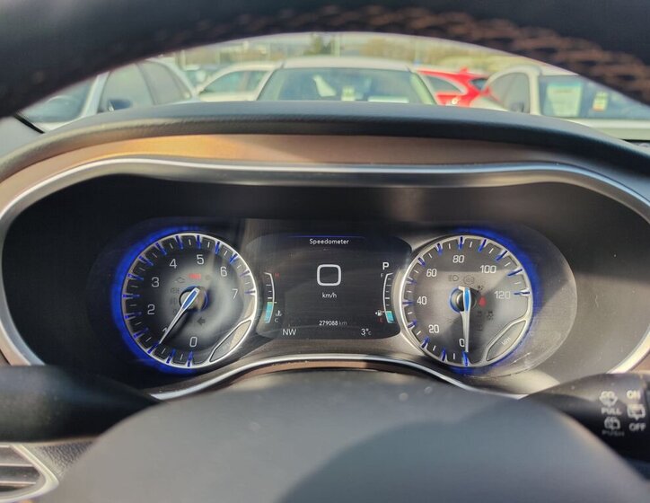 Chrysler Pacifica MPV 3,6 l 214 kw