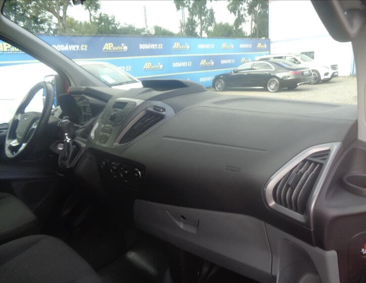 Ford Transit Custom Ostatní 2,0 l 77 kw