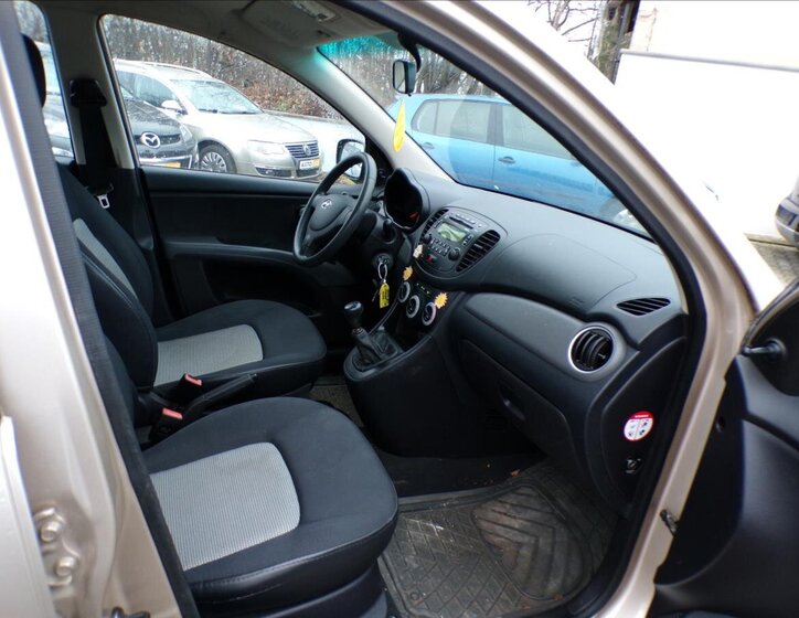 Hyundai i10 Hatchback 1,2 l 57 kw