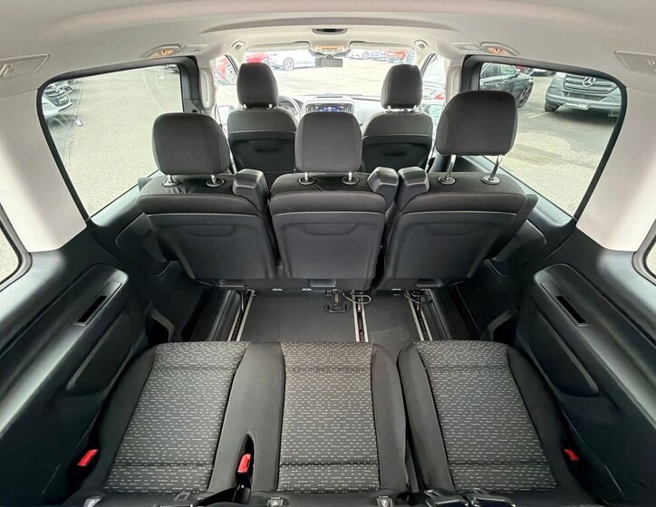 Mercedes-Benz Vito Skříň 2,0 l 140 kw