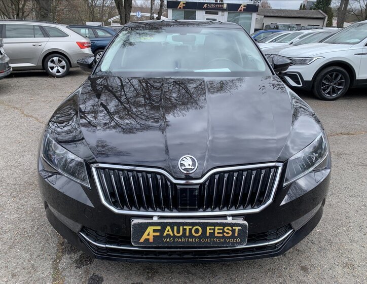 Škoda Superb Sedan / Limuzína 1,5 l 110 kw