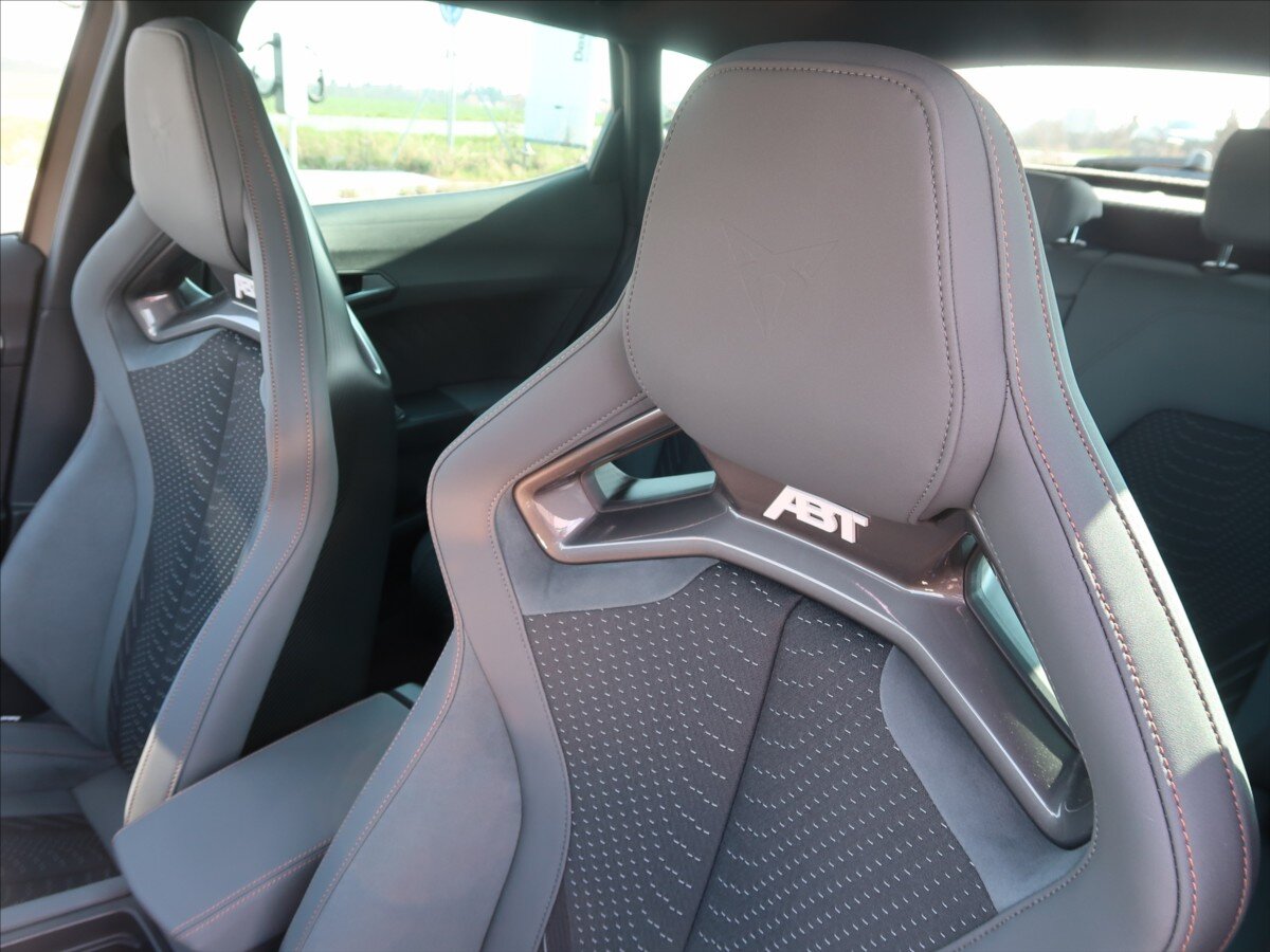 Cupra Formentor SUV / Terénní 2,0 l 294 kw