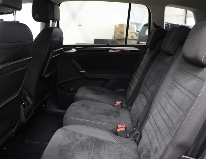 Volkswagen Touran SUV / Terénní 1,4 l 110 kw